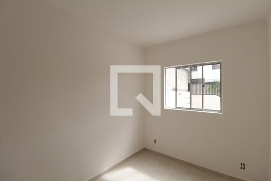 Quarto 1 de apartamento à venda com 2 quartos, 40m² em Jaqueline, Belo Horizonte