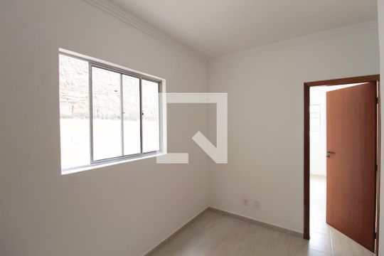 Sala de apartamento à venda com 2 quartos, 40m² em Jaqueline, Belo Horizonte
