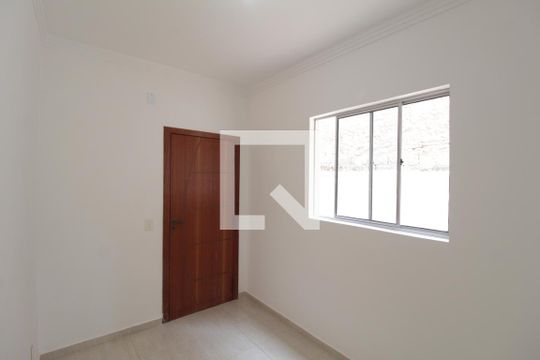 Sala de apartamento à venda com 2 quartos, 40m² em Jaqueline, Belo Horizonte