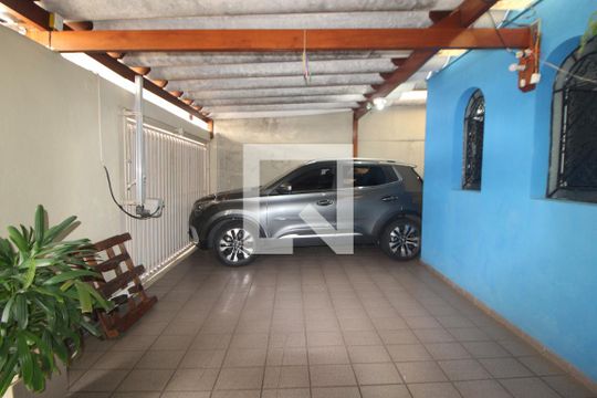 Garagem de casa à venda com 3 quartos, 150m² em , São Paulo