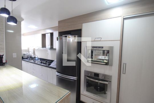 Cozinha de casa à venda com 3 quartos, 150m² em , São Paulo