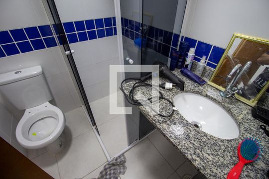 Banheiro da Suíte 1 de casa de condomínio à venda com 2 quartos, 55m² em Itaquera, São Paulo