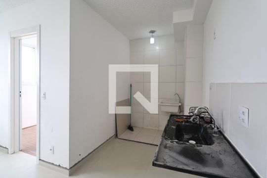 Cozinha de apartamento para alugar com 2 quartos, 35m² em Santa Maria, Santo André