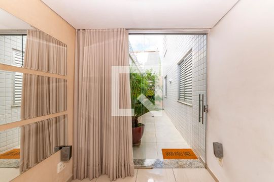 Sala 2 de apartamento à venda com 3 quartos, 170m² em Padre Eustáquio, Belo Horizonte