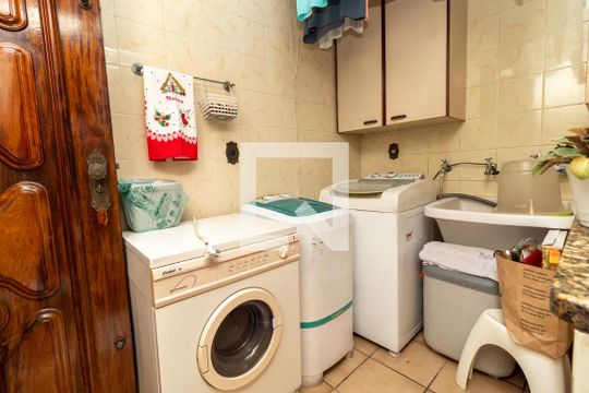 Área de Serviço de casa à venda com 5 quartos, 233m² em Alto da Lapa, São Paulo
