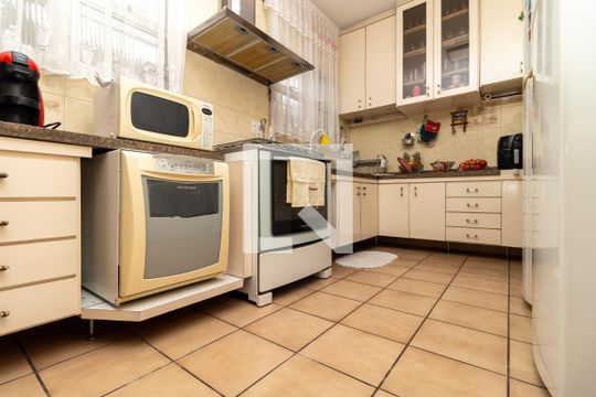 Cozinha de casa à venda com 5 quartos, 233m² em Alto da Lapa, São Paulo