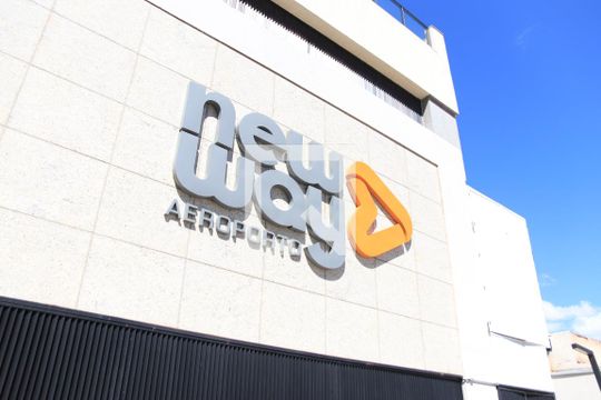 Fachada de apartamento para alugar com 1 quarto, 64m² em Setor Aeroporto, Goiânia
