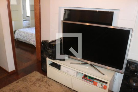 Sala de TV de apartamento à venda com 4 quartos, 160m² em Santa Paula, São Caetano do Sul