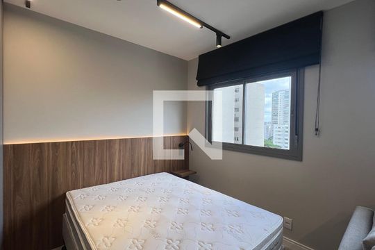 Quarto de kitnet/studio à venda com 1 quarto, 24m² em Pinheiros, São Paulo