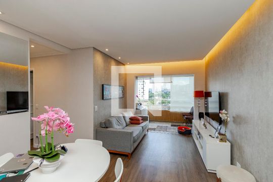 Apartamento à venda com 2 quartos, 70m² em Cidade Monções, São Paulo