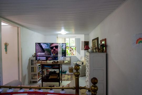 Quarto 1 de casa para alugar com 5 quartos, 2100m² em Vargem Grande, Rio de Janeiro