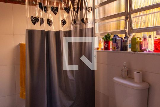    Edícula / Banheiro de casa à venda com 5 quartos, 2100m² em Vargem Grande, Rio de Janeiro