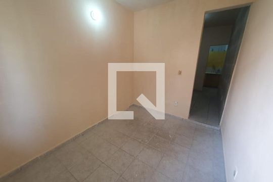 Quarto de apartamento para alugar com 1 quarto, 45m² em Benfica, Rio de Janeiro