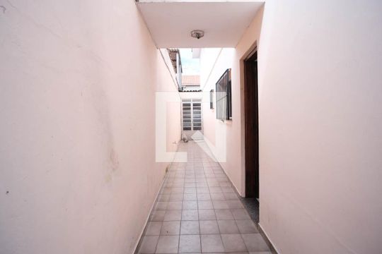 Área Externa de casa para alugar com 3 quartos, 145m² em Jardim Aricanduva, São Paulo