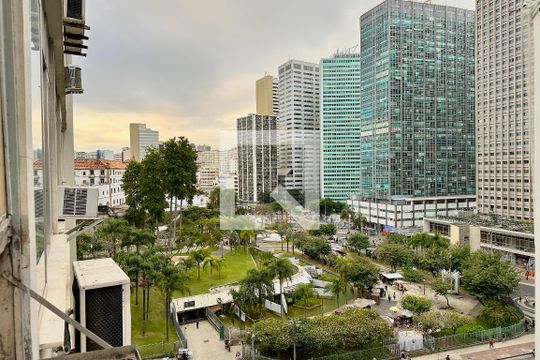 Vista de apartamento para alugar com 1 quarto, 30m² em Centro, Rio de Janeiro