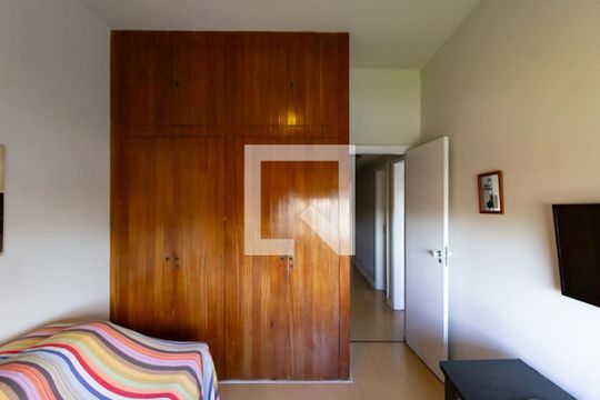 Quarto 1 de apartamento à venda com 4 quartos, 160m² em Leblon, Rio de Janeiro