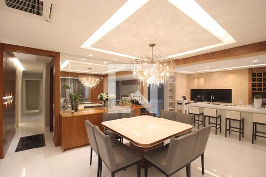 Apartamento à venda com 2 quartos, 235m² em Santana, São Paulo