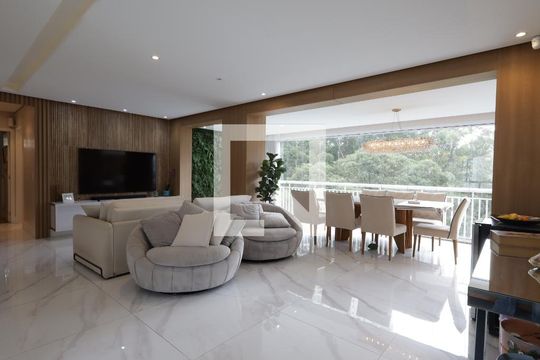 Apartamento à venda com 3 quartos, 138m² em Vila Andrade, São Paulo