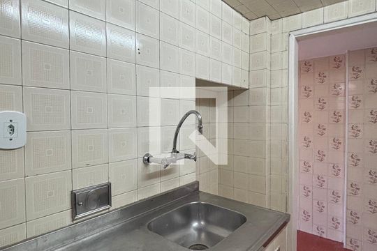 Cozinha de kitnet/studio para alugar com 1 quarto, 36m² em Copacabana, Rio de Janeiro