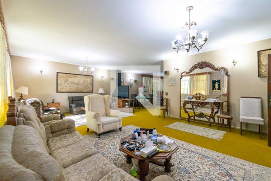 Sala de casa à venda com 3 quartos, 500m² em Vila Alexandria, São Paulo