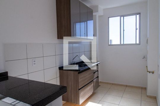Cozinha de apartamento para alugar com 2 quartos, 47m² em Jardim Sao Carlos, Sorocaba