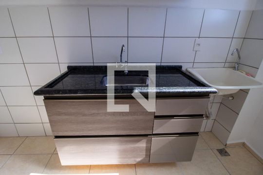 Cozinha de apartamento para alugar com 2 quartos, 47m² em Jardim Sao Carlos, Sorocaba