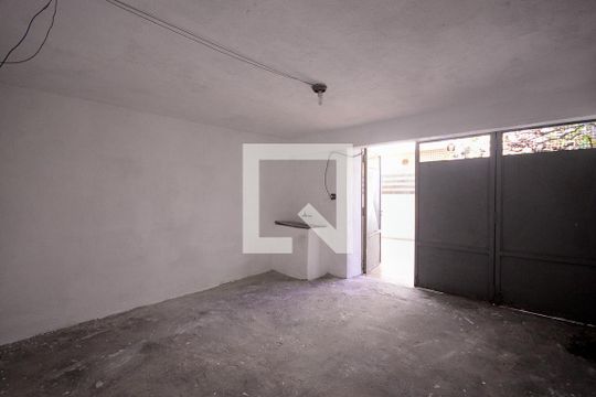 Garagem Coberta de casa à venda com 3 quartos, 187m² em Jardim Santa Emilia, São Paulo