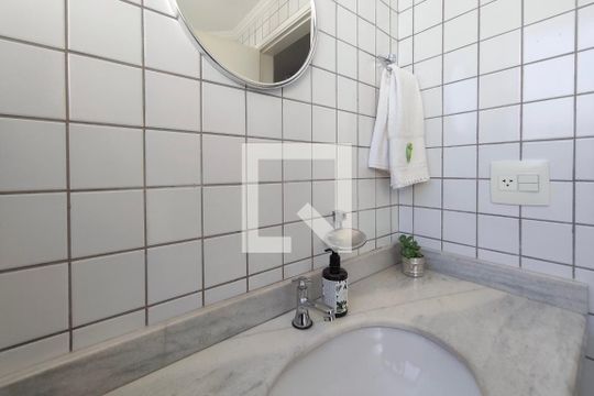 Lavabo 2 de apartamento à venda com 3 quartos, 360m² em Parque Prado, Campinas