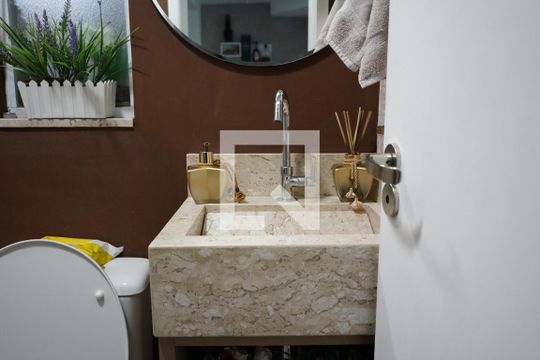 Lavabo de casa de condomínio à venda com 3 quartos, 124m² em Mooca, São Paulo
