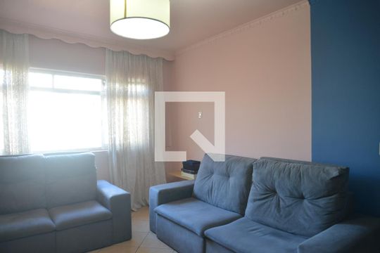 Sala de casa à venda com 3 quartos, 197m² em Vila Francisco Matarazzo, Santo André