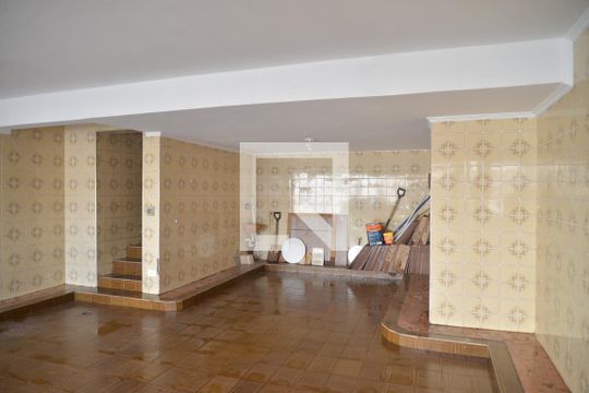 Garagem de casa à venda com 3 quartos, 197m² em Vila Francisco Matarazzo, Santo André