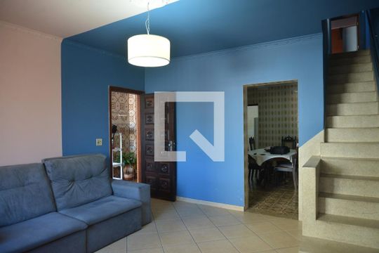 Sala de casa à venda com 3 quartos, 197m² em Vila Francisco Matarazzo, Santo André