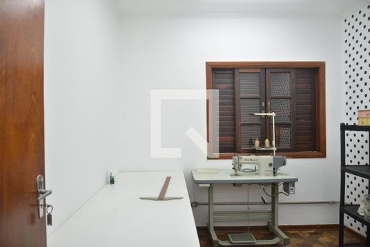 Quarto 1 de casa à venda com 3 quartos, 197m² em Vila Francisco Matarazzo, Santo André