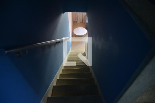 Escada de casa à venda com 3 quartos, 197m² em Vila Francisco Matarazzo, Santo André