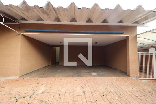 Garagem de casa para alugar com 6 quartos, 440m² em Jardim Recreio, Ribeirão Preto