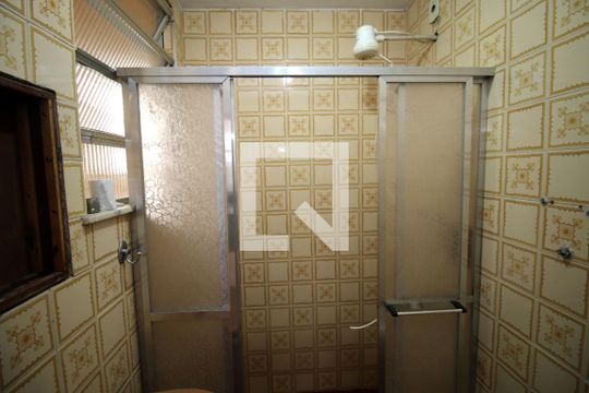 Banheiro de apartamento à venda com 2 quartos, 64m² em Irajá, Rio de Janeiro