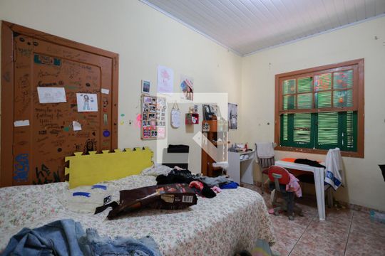 Quarto 2 de casa para alugar com 2 quartos, 1000m² em Vila Prado, São Paulo