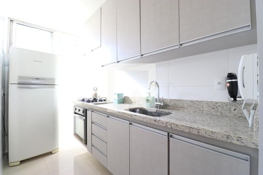 Cozinha e Área de Serviço de apartamento à venda com 1 quarto, 55m² em Barra Funda, São Paulo