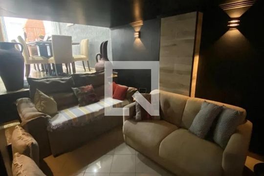 Sala de Estar de casa de condomínio à venda com 4 quartos, 225m² em Jardim Consorcio, São Paulo