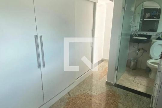 Quarto  de casa de condomínio à venda com 4 quartos, 225m² em Jardim Consorcio, São Paulo