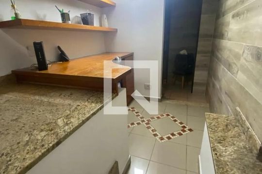 Casa de Condomínio à venda com 4 quartos, 225m² em Jardim Consorcio, São Paulo