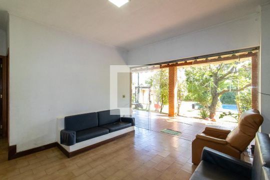 Sala de casa para alugar com 5 quartos, 2250m² em Chácara Belvedere, Campinas