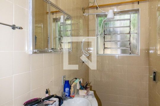 Banheiro da Suíte 1 de casa à venda com 5 quartos, 2250m² em Chácara Belvedere, Campinas