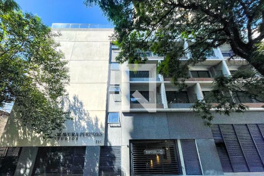 Fachada de kitnet/studio para alugar com 1 quarto, 28m² em Sumaré, São Paulo