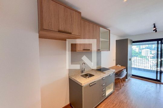Studio de kitnet/studio para alugar com 1 quarto, 28m² em Sumaré, São Paulo