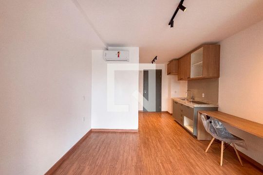 Studio de kitnet/studio para alugar com 1 quarto, 28m² em Sumaré, São Paulo