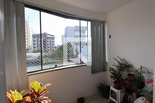 Sacada de apartamento à venda com 2 quartos, 75m² em Centro, Canoas
