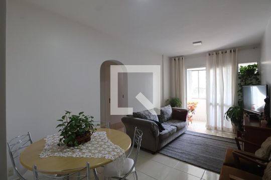 Sala de apartamento à venda com 2 quartos, 75m² em Centro, Canoas