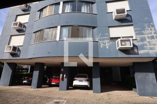 Fachada do bloco de apartamento à venda com 2 quartos, 75m² em Centro, Canoas