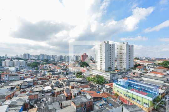 Vista Sala de apartamento para alugar com 1 quarto, 26m² em Jardim Cidalia, São Paulo